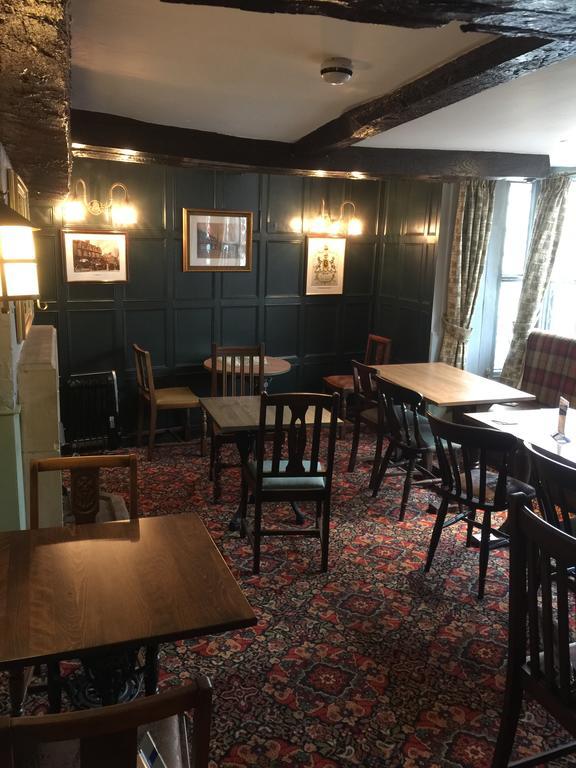 The Talbot Hotel Cleobury Mortimer Buitenkant foto